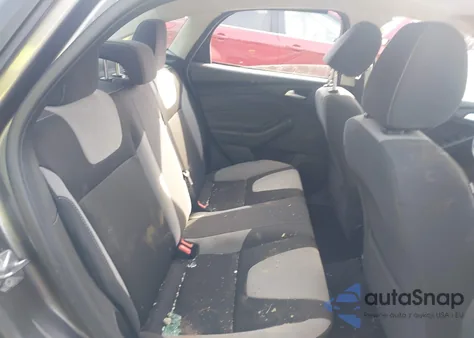 2014 Ford Focus Se z USA, uszkodzony, nr VIN 1FADP3F24EL347110